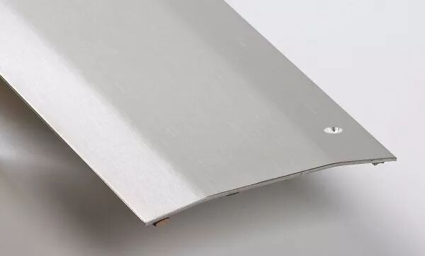 COUVRE JOINT INOX ADHESIF PERCE